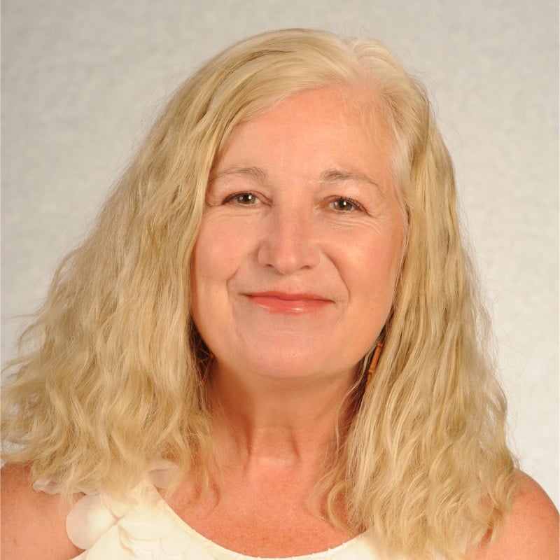 Kelly Bagby headshot