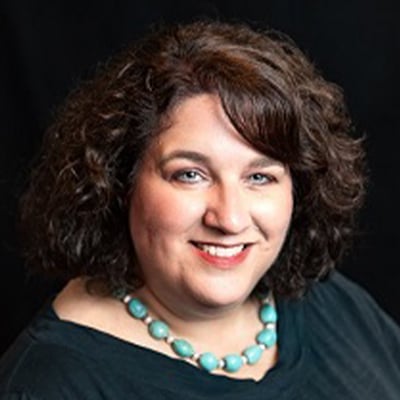 Lori Smetanka headshot