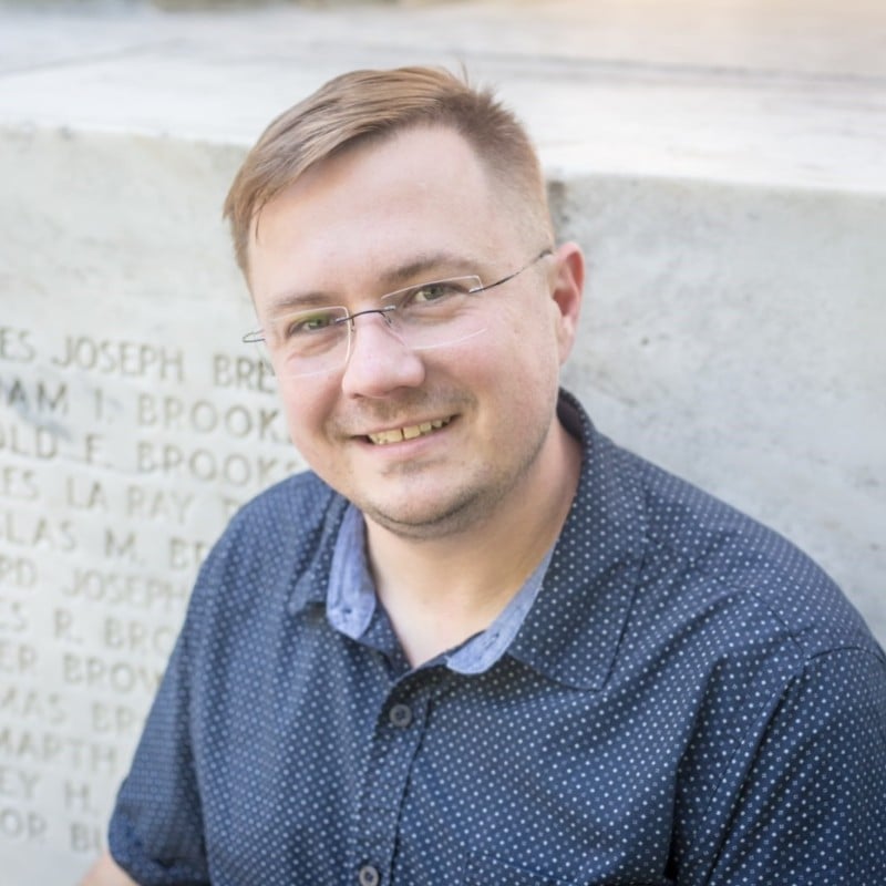 Headshot of Cole Smith